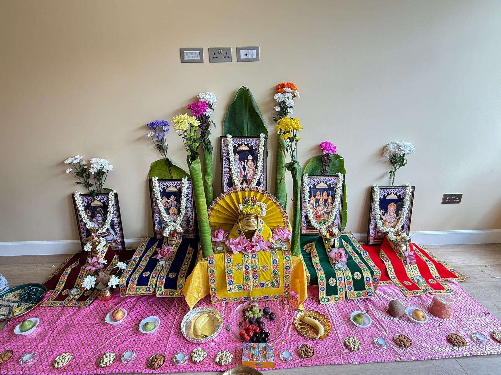 Laxmi Havan in London by Pandit Dharmesh Joshi